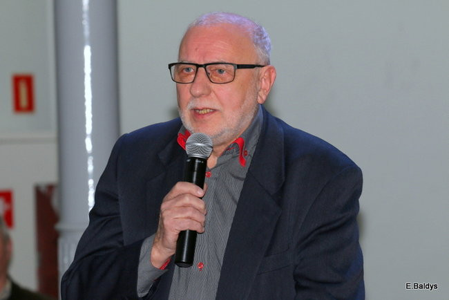 Prezydent pod ostrzałem (zdjęcia)