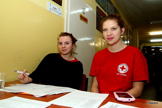 Szkolna kolejka do oddania krwi ( zdjęcia)