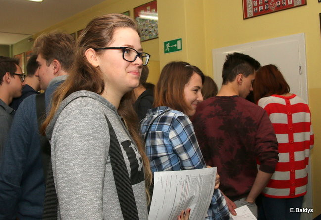 Szkolna kolejka do oddania krwi ( zdjęcia)