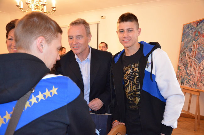 Byki odwiedziły radnych (zdjęcia)