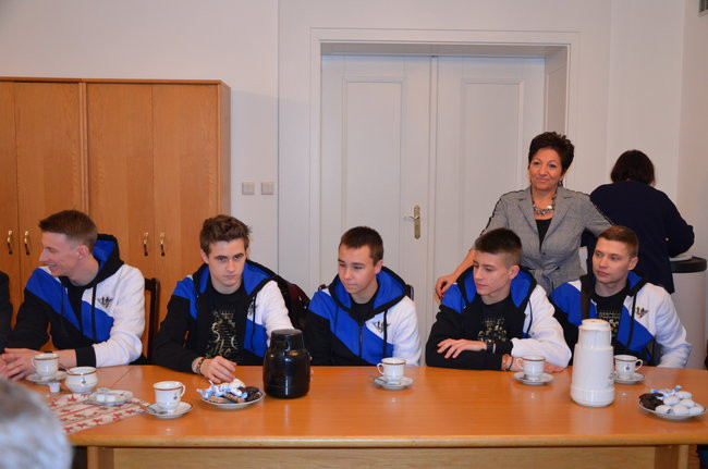 Byki odwiedziły radnych (zdjęcia)