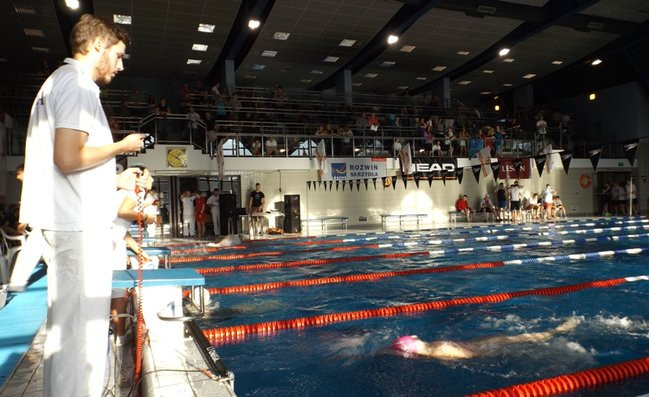 Leszczyniacy dominowali na pływalni (zdjęcia)