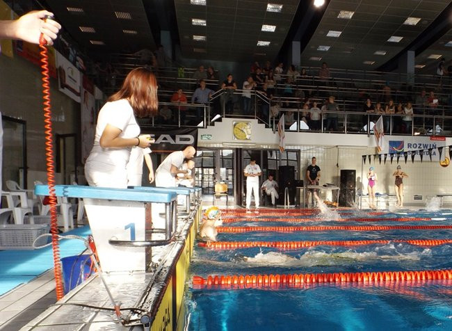 Leszczyniacy dominowali na pływalni (zdjęcia)