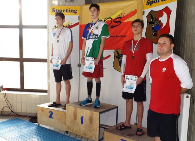 Leszczyniacy dominowali na pływalni (zdjęcia)