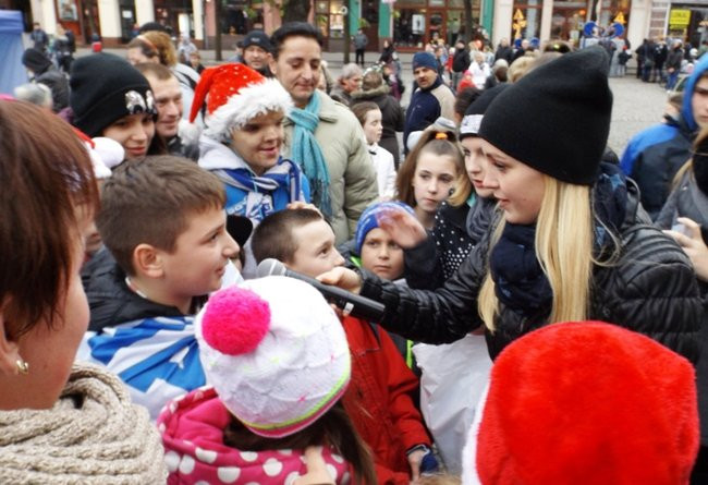 Mikołajkowe szaleństwo na rynku (dużo zdjęć)