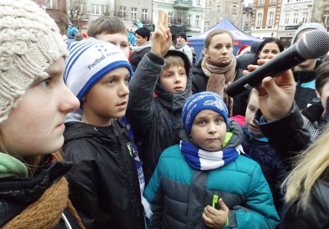 Mikołajkowe szaleństwo na rynku (dużo zdjęć)