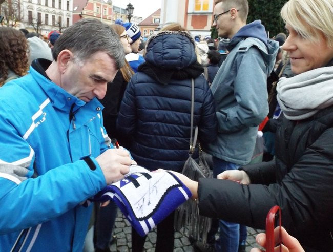 Mikołajkowe szaleństwo na rynku (dużo zdjęć)