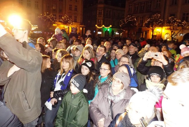 Mikołajkowe szaleństwo na rynku (dużo zdjęć)