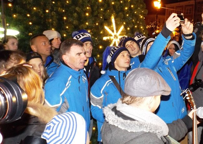 Mikołajkowe szaleństwo na rynku (dużo zdjęć)