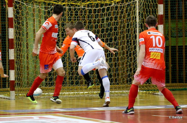 Remis w Trapezie (zdjęcia)