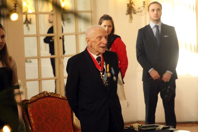 Sto lat absolwenta polskiego Etonu (zdjęcia i wideo)