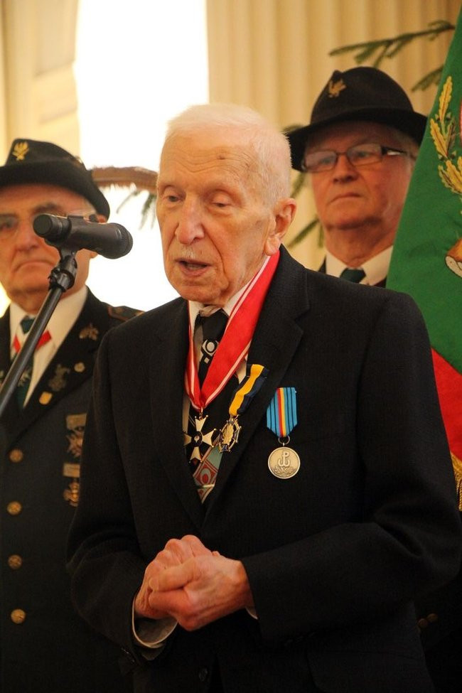 Sto lat absolwenta polskiego Etonu (zdjęcia i wideo)