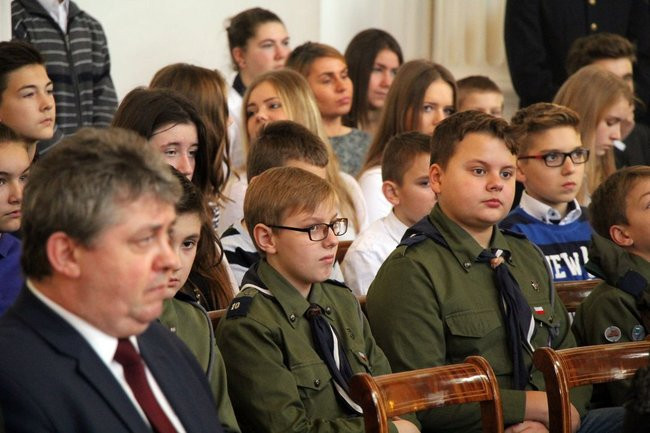 Sto lat absolwenta polskiego Etonu (zdjęcia i wideo)