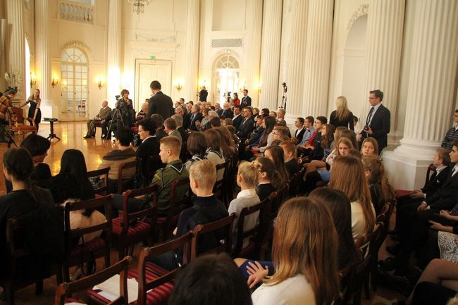 Sto lat absolwenta polskiego Etonu (zdjęcia i wideo)