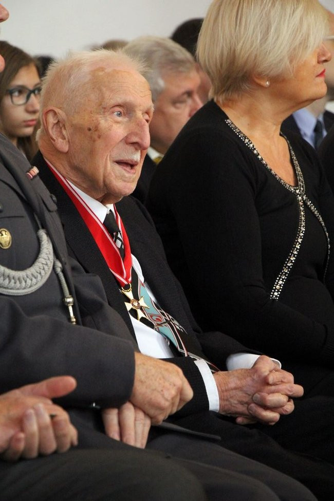 Sto lat absolwenta polskiego Etonu (zdjęcia i wideo)