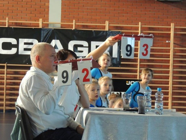 Mikołajkowy Turniej Akrobatyczny (zdjęcia)