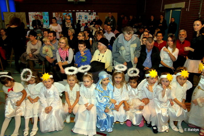 Rodzinna Wigilia w PM 13 (zdjęcia)