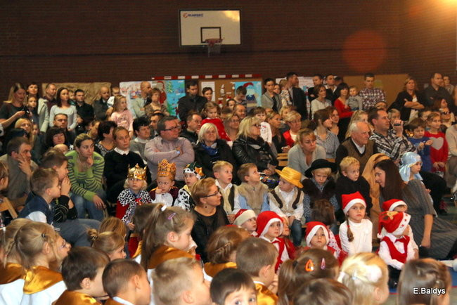 Rodzinna Wigilia w PM 13 (zdjęcia)