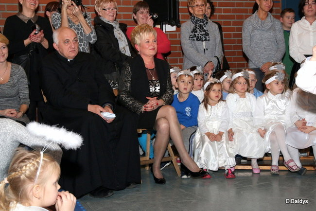 Rodzinna Wigilia w PM 13 (zdjęcia)