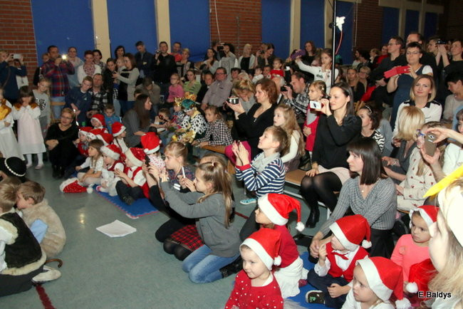 Rodzinna Wigilia w PM 13 (zdjęcia)