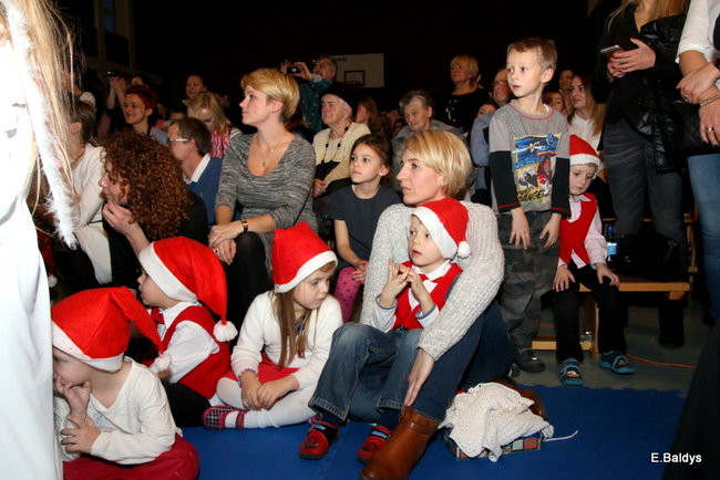 Rodzinna Wigilia w PM 13 (zdjęcia)