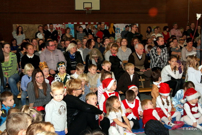 Rodzinna Wigilia w PM 13 (zdjęcia)