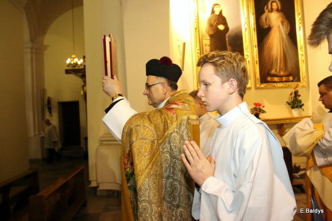 Otwarte Drzwi Święte w Bazylice. Więcej odpustów dla wiernych  (zdjęcia)