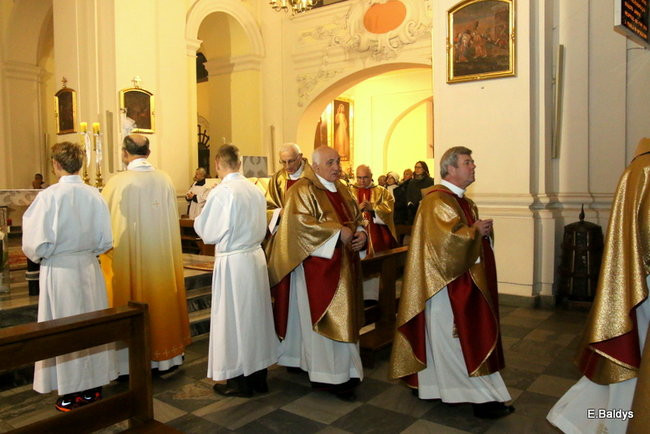 Otwarte Drzwi Święte w Bazylice. Więcej odpustów dla wiernych  (zdjęcia)