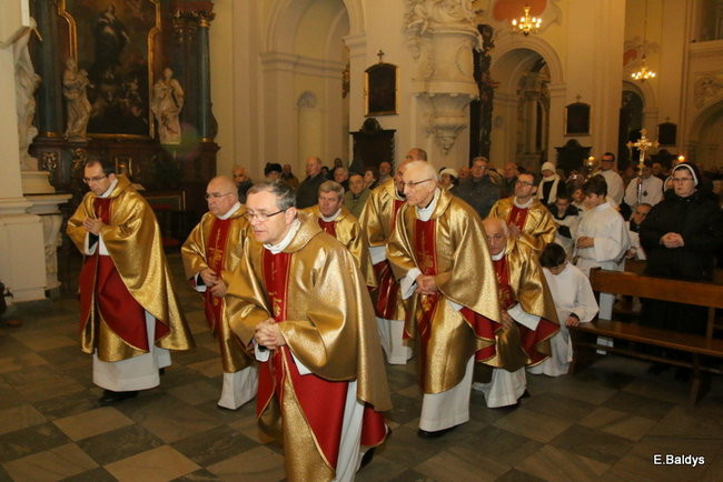 Otwarte Drzwi Święte w Bazylice. Więcej odpustów dla wiernych  (zdjęcia)