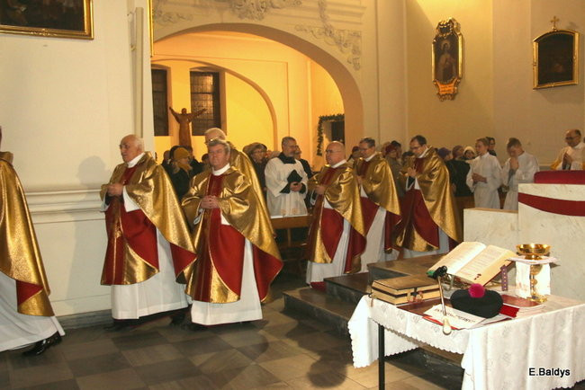 Otwarte Drzwi Święte w Bazylice. Więcej odpustów dla wiernych  (zdjęcia)