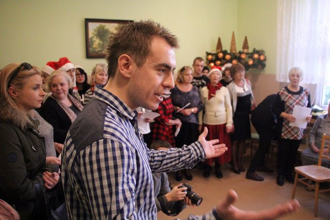 Magia świąt wypełniła DPS i noclegownię (zdjęcia i film)