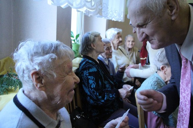 Magia świąt wypełniła DPS i noclegownię (zdjęcia i film)