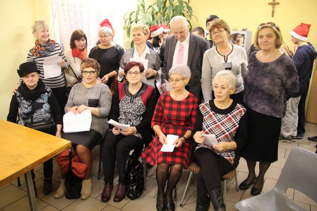 Magia świąt wypełniła DPS i noclegownię (zdjęcia i film)