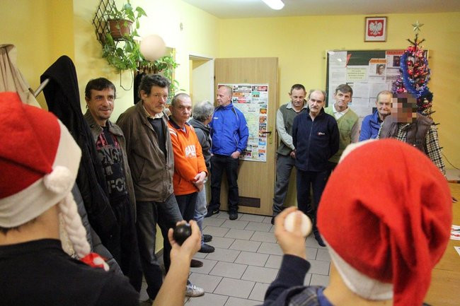 Magia świąt wypełniła DPS i noclegownię (zdjęcia i film)