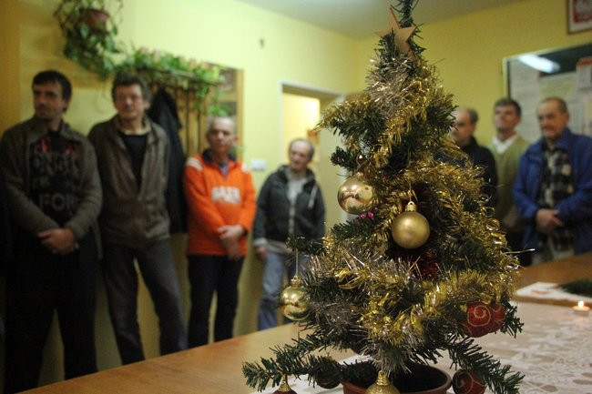 Magia świąt wypełniła DPS i noclegownię (zdjęcia i film)