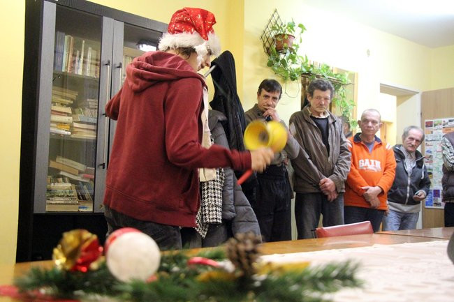 Magia świąt wypełniła DPS i noclegownię (zdjęcia i film)