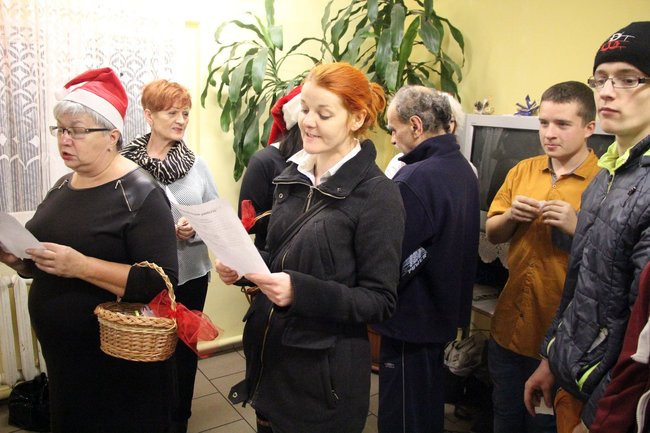 Magia świąt wypełniła DPS i noclegownię (zdjęcia i film)