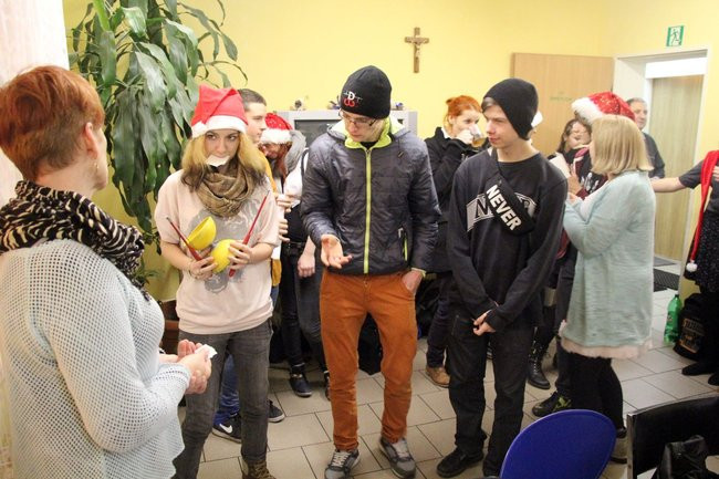 Magia świąt wypełniła DPS i noclegownię (zdjęcia i film)