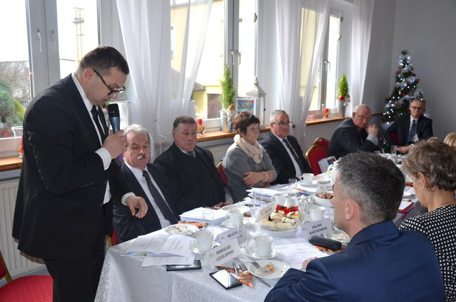 Powiat z budżetem na 2016 rok (zdjęcia)