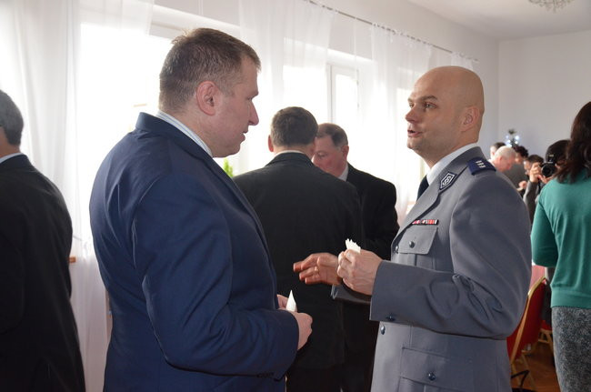 Powiat z budżetem na 2016 rok (zdjęcia)