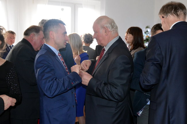 Powiat z budżetem na 2016 rok (zdjęcia)