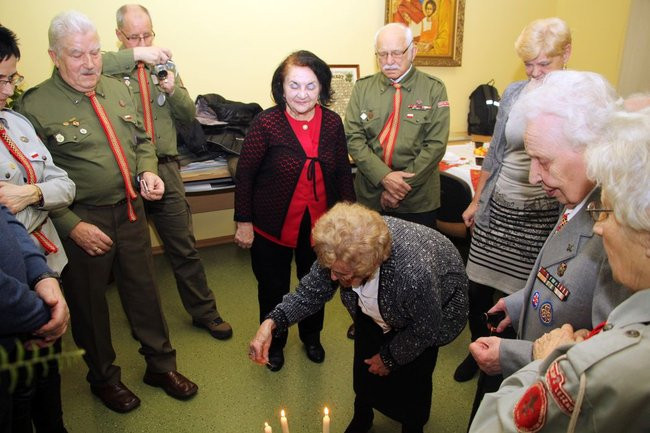 Kolędowanie w harcerskim kręgu (zdjęcia)