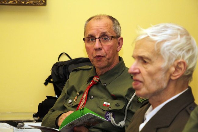 Kolędowanie w harcerskim kręgu (zdjęcia)