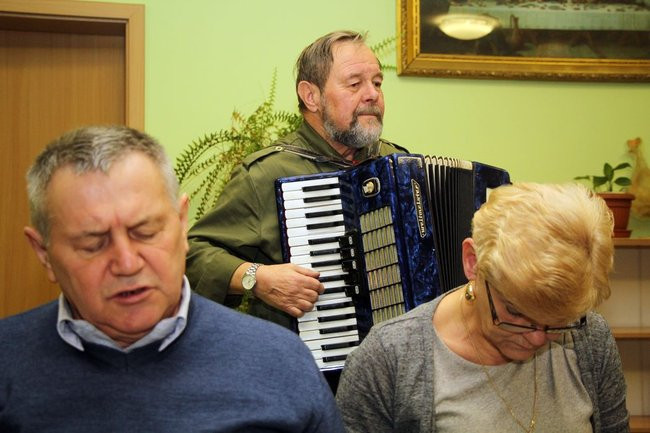 Kolędowanie w harcerskim kręgu (zdjęcia)