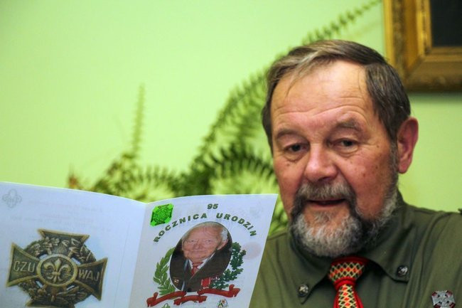 Kolędowanie w harcerskim kręgu (zdjęcia)