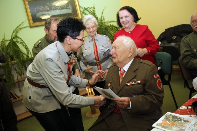 Kolędowanie w harcerskim kręgu (zdjęcia)