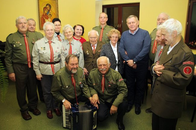 Kolędowanie w harcerskim kręgu (zdjęcia)