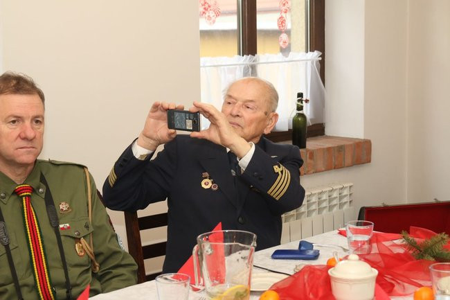 Harcerze łamali się opłatkiem (zdjęcia)