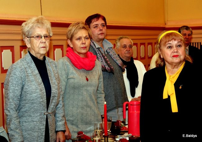 Sybiracy łamali się opłatkiem (zdjęcia)