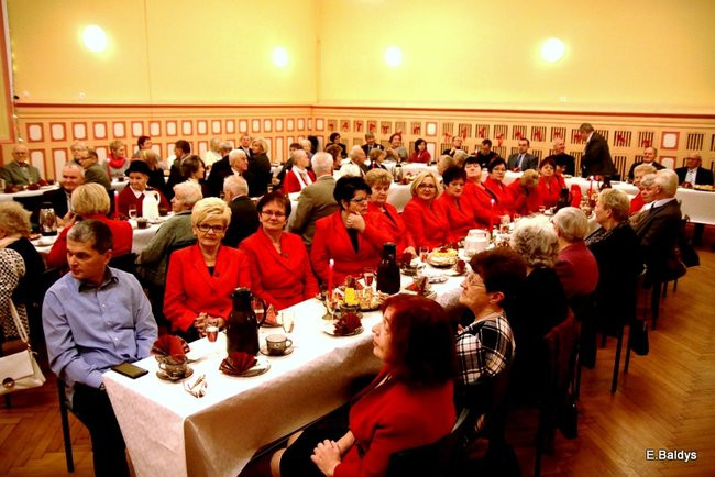 Sybiracy łamali się opłatkiem (zdjęcia)